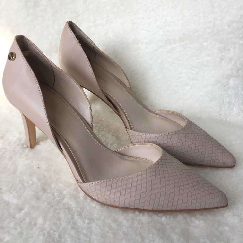Calvin Klein Pumps